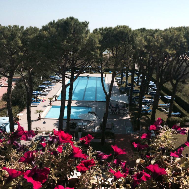 Hotel King Lido di Jesolo Exterior foto